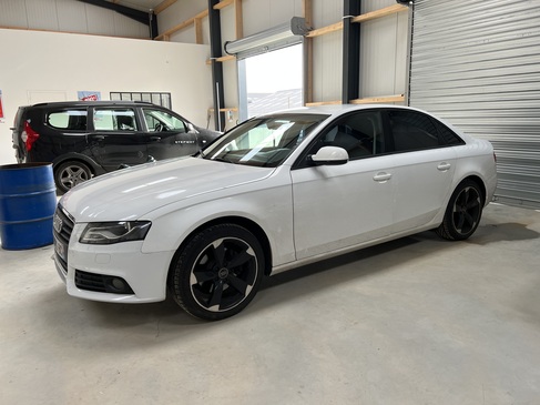 audi A4 CHANGEMENT DE PARE BRISE rapid pare brise landerneau.jpg