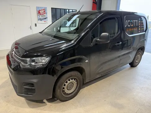 changement-de-pare-brise-citroen-berlingo-rapid-pare-brise-landerneau-2.webp