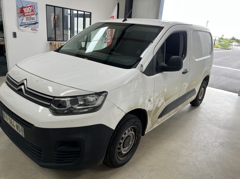 changement de pare brise CITROEN BERLINGO RAPID PARE BRISE LANDERNEAU.jpg