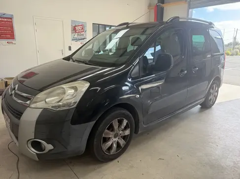 changement-de-pare-brise-citroen-berlingo-rapid-pare-brise-landerneau.webp