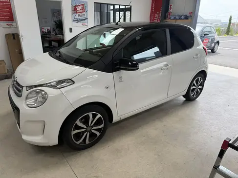 changement-de-pare-brise-citroen-c1-rapid-pare-brise-landerneau-1.webp