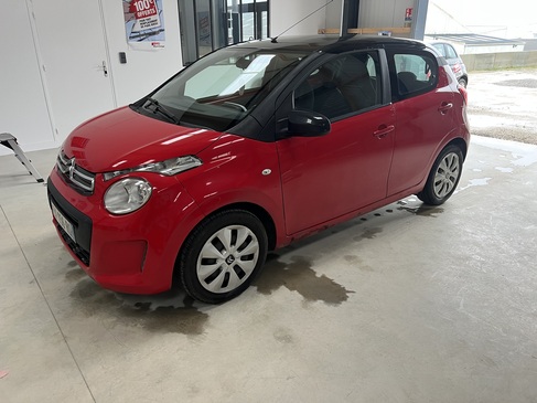 changement de pare brise CITROEN C1 ROUGE RAPID PARE BRISE LANDERNEAU.jpg