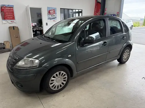 changement-de-pare-brise-citroen-c3-3-rapid-pare-brise-landerneau.webp