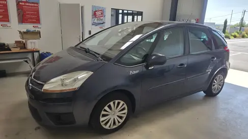 changement-de-pare-brise-citroen-c4-picasso-rapid-pare-brise-landerneau_2.webp