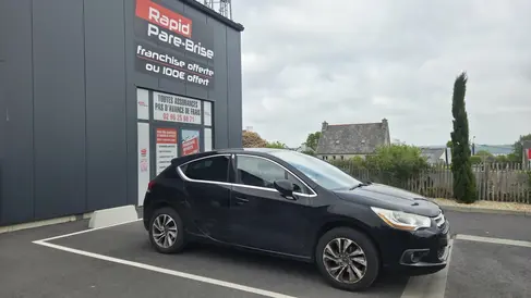 changement-de-pare-brise-citroen-ds4-rapid-pare-brise-landerneau.webp