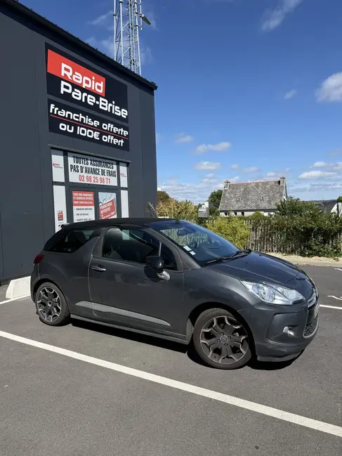 changement-de-pare-brise-ds-3-rapid-pare-brise-landerneau.webp