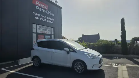 changement-de-pare-brise-ford-b-max-rapid-pare-brise-landerneau.webp