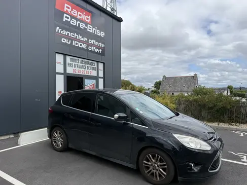changement-de-pare-brise-ford-cmax-rapid-pare-brise-landerneau.webp