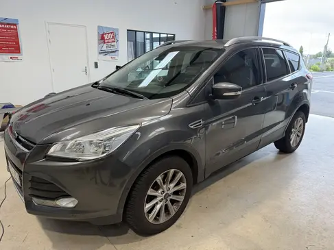 changement-de-pare-brise-ford-kuga-rapid-pare-brise-landerneau-3.webp