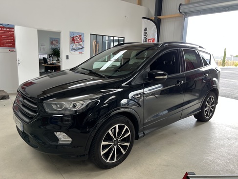 changement de pare brise FORD KUGA RAPID PARE BRISE LANDERNEAU.jpg