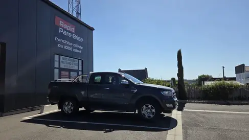 changement-de-pare-brise-ford-ranger-rapid-pare-brise-landerneau.webp
