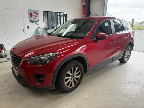 changement-de-pare-brise-mazda-cx5-rapid-pare-brise-landerneau.webp