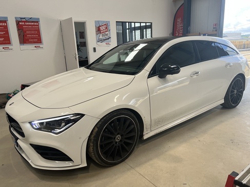 changement de pare brise MERCEDES CLA RAPID PARE BRISE LANDERNEAU.jpg