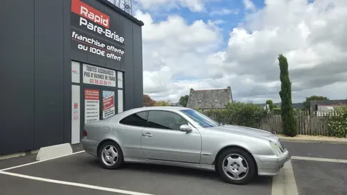 changement-de-pare-brise-mercedes-classe-slk-rapid-pare-brise-landerneau.webp