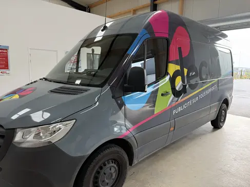 changement-de-pare-brise-mercedes-sprinter-rapid-pare-brise-landerneau.webp