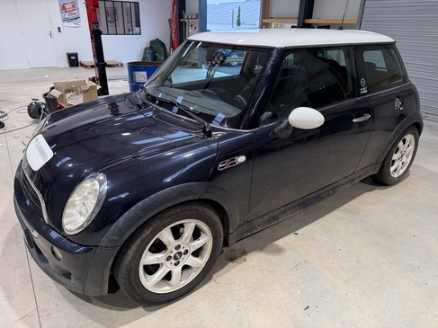 changement de pare brise  MINI COOPER S RAPID PARE BRISE LANDERNEAU.jpg