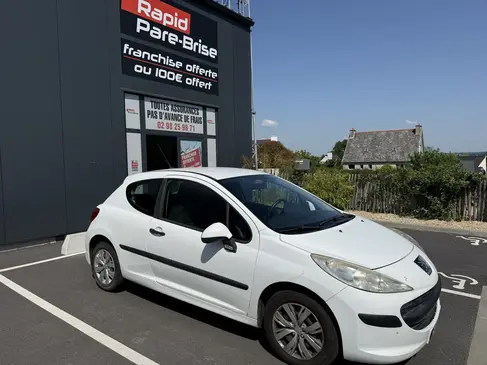 changement-de-pare-brise-peugeot-207-rapid-pare-brise-landerneau.webp