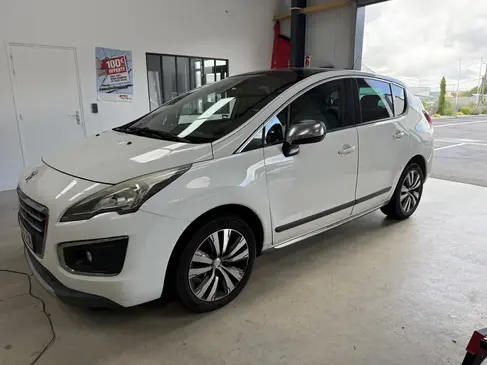changement-de-pare-brise-peugeot-3008-rapid-pare-brise-landerneau-2.webp