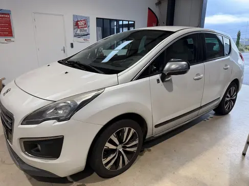 changement-de-pare-brise-peugeot-3008-rapid-pare-brise-landerneau.webp