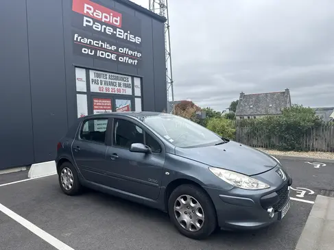 changement-de-pare-brise-peugeot-307-rapid-pare-brise-landerneau_1.webp