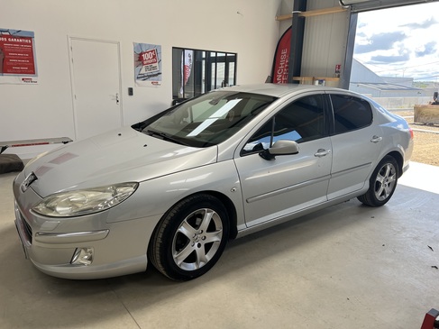 changement de pare brise PEUGEOT 407 RAPID PARE BRISE LANDERNEAU.jpg
