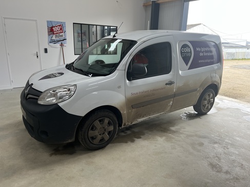 changement de pare brise RENAULT KANGOO pro RAPID PARE BRISE LANDERNEAU.jpg