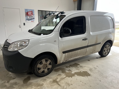 changement de pare brise RENAULT KANGOO RAPID PARE BRISE LANDERNEAU.jpg