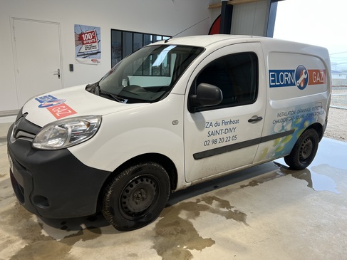 changement de pare brise RENAULT KANGOO RAPID PARE BRISE LANDERNEAU.jpg