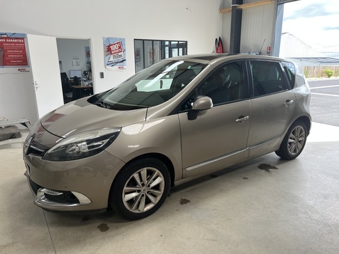 changement de pare brise RENAULT SCENIC RAPID PARE BRISE LANDERNEAU.jpg