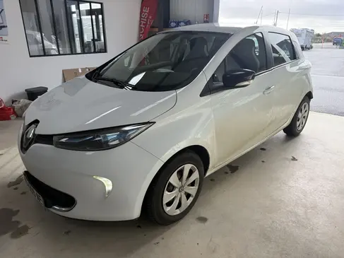 changement-de-pare-brise-renault-zoe-rapid-pare-brise-landerneau_1.webp