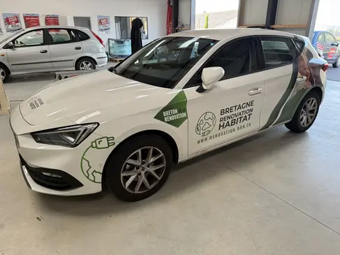 changement-de-pare-brise-seat-leon-rapid-pare-brise-landerneau.webp