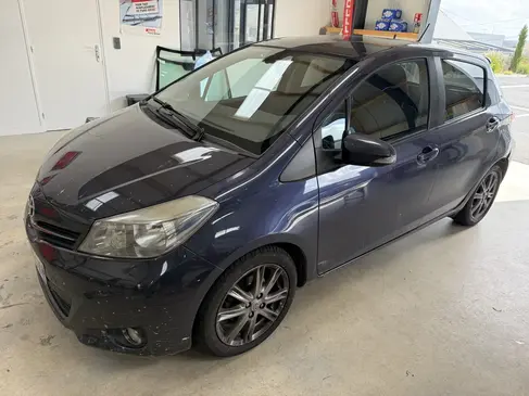changement-de-pare-brise-toyota-yaris-rapid-pare-brise-landerneau-1.webp