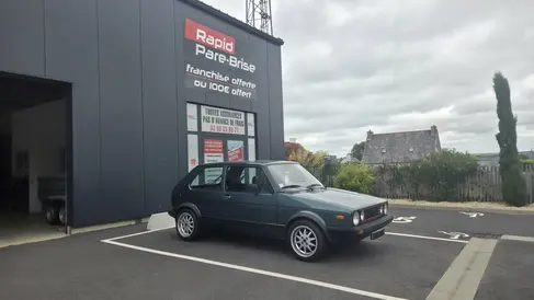 changement-de-pare-brise-volkswagen-golf-1-gti-rapid-pare-brise-landerneau.webp