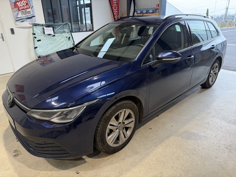 changement de pare brise  Volkswagen GOLF XC60 RAPID PARE BRISE LANDERNEAU.jpg