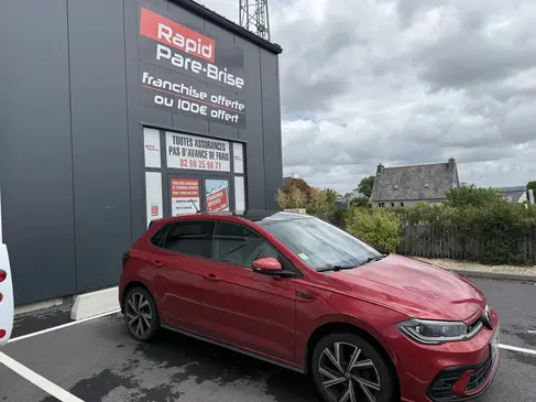 changement-de-pare-brise-volkswagen-polo-rapid-pare-brise-landerneau_2.webp