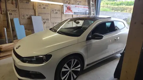 changement-de-pare-brise-volkswagen-scirocco-rapid-pare-brise-landerneau_1.webp
