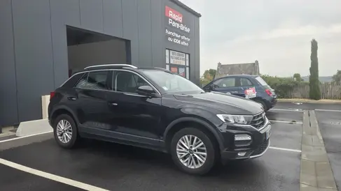changement-de-pare-brise-volkswagen-t-roc-rapid-pare-brise-landerneau.webp