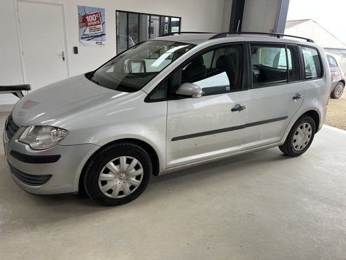 Changement de pare brise VOLKSWAGEN TOURAN rapid pare brise landeneau.jpg