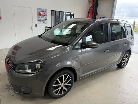 changement-de-pare-brise-volkswagen-touran-rapid-pare-brise-landerneau-1.webp