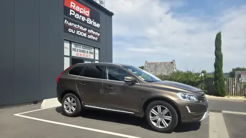 changement-de-pare-brise-volvo-xc-60-rapid-pare-brise-landerneau.webp