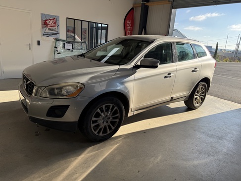 changement de pare brise  VOLVO XC60 RAPID PARE BRISE LANDERNEAU.jpg