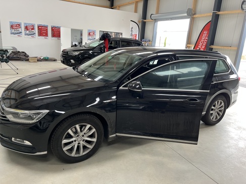 changement de pare brise VW PASSAT RAPID PARE BRISE LANDERNEAU.jpg