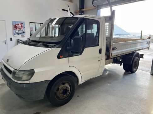 changement de VITRE PASSAGER FORD TRANSIT RAPID PARE BRISE LANDERNEAU.jpg